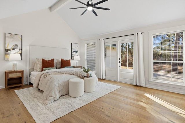 126 Pine View LOOP, Bastrop, TX 78602