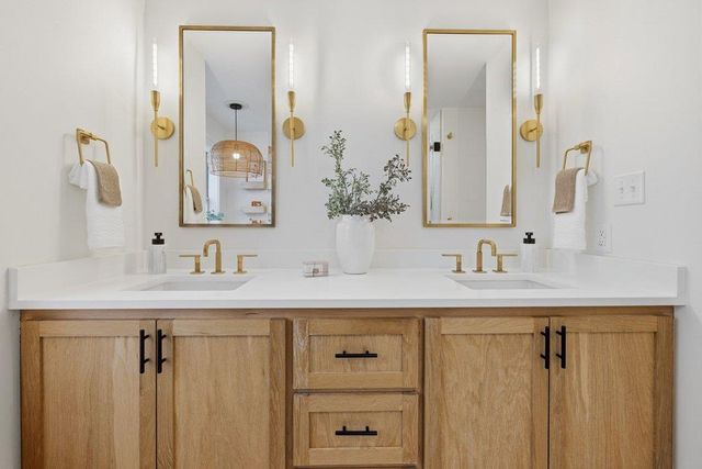 126 Pine View LOOP, Bastrop, TX 78602