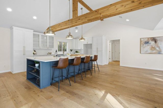 126 Pine View LOOP, Bastrop, TX 78602