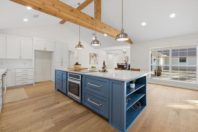 126 Pine View LOOP, Bastrop, TX 78602