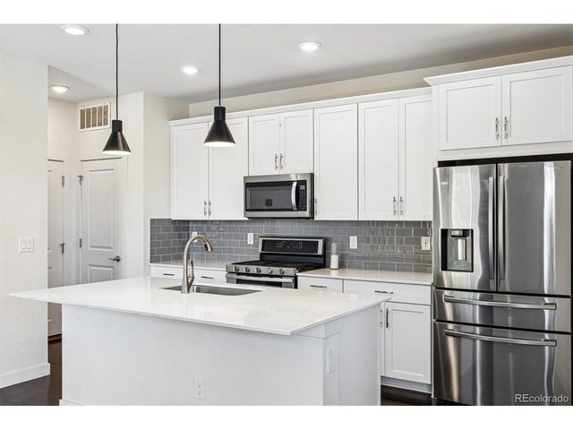 7608 S Zante Ct, Aurora, CO 80016