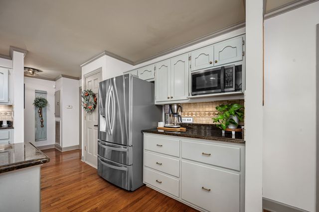 656 SHADOWBROOK RD, Winchester, TN 37398