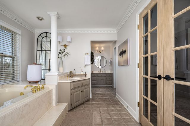 656 SHADOWBROOK RD, Winchester, TN 37398