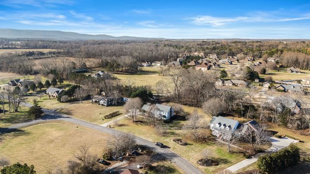 656 SHADOWBROOK RD, Winchester, TN 37398