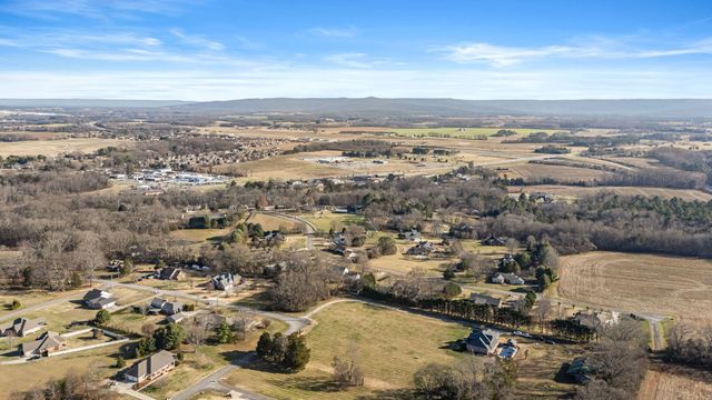 656 SHADOWBROOK RD, Winchester, TN 37398