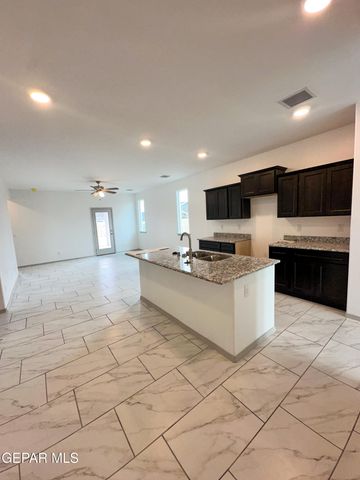 7312 Norte Brasil Drive, El Paso, TX 79934