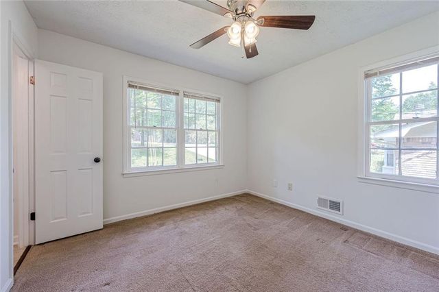 2651 Oxbow Way SW, Marietta, GA 30008