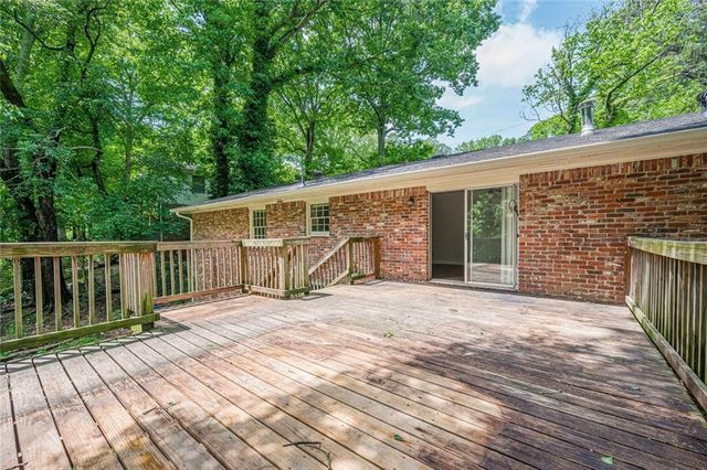2651 Oxbow Way SW, Marietta, GA 30008