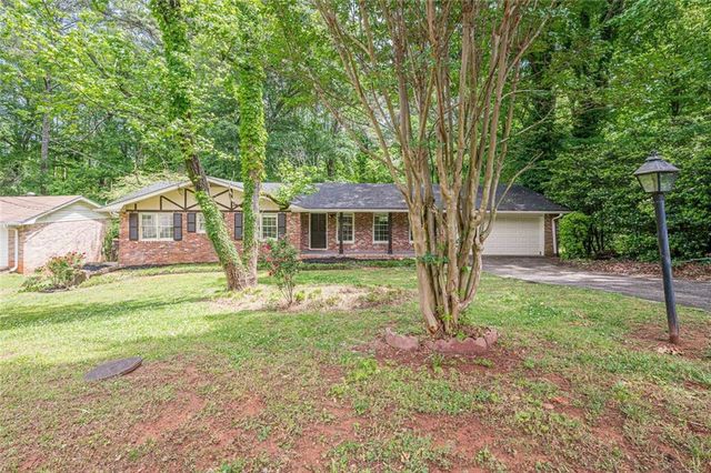 2651 Oxbow Way SW, Marietta, GA 30008