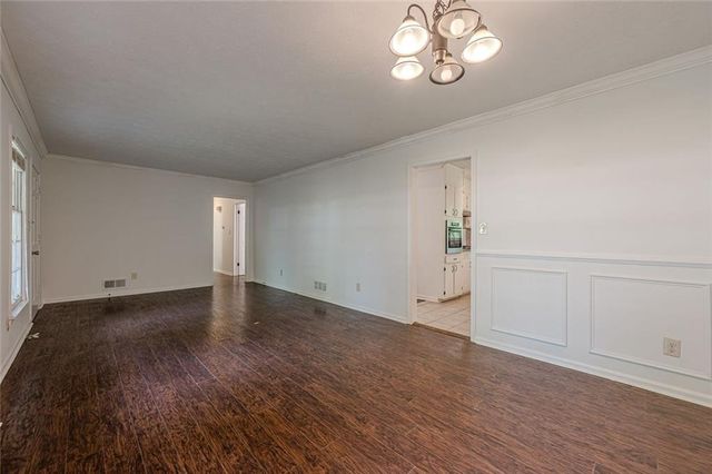 2651 Oxbow Way SW, Marietta, GA 30008