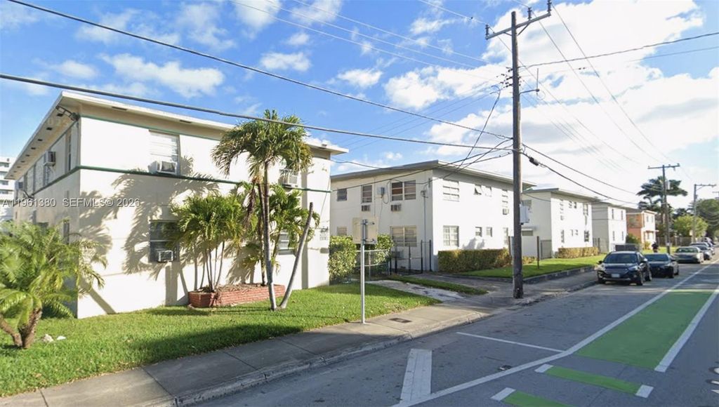 428 NE 82nd Street 5E, Miami, FL 33138