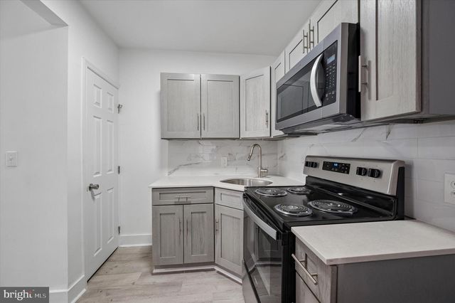 2522 N OPAL ST, Philadelphia, PA 19132