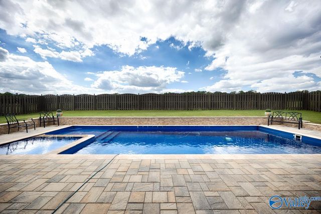 153 Towhee Way, Madison, AL 35756