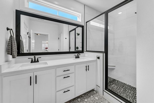 61 Kirkwall Drive, Bella Vista, AR 72715