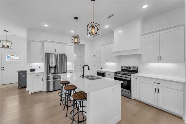 61 Kirkwall Drive, Bella Vista, AR 72715