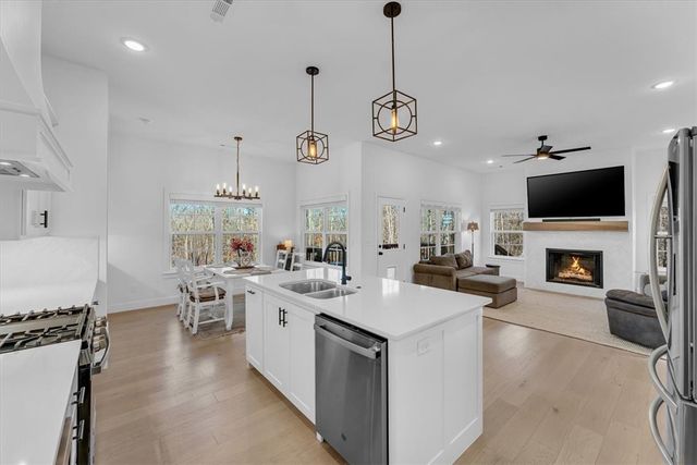 61 Kirkwall Drive, Bella Vista, AR 72715