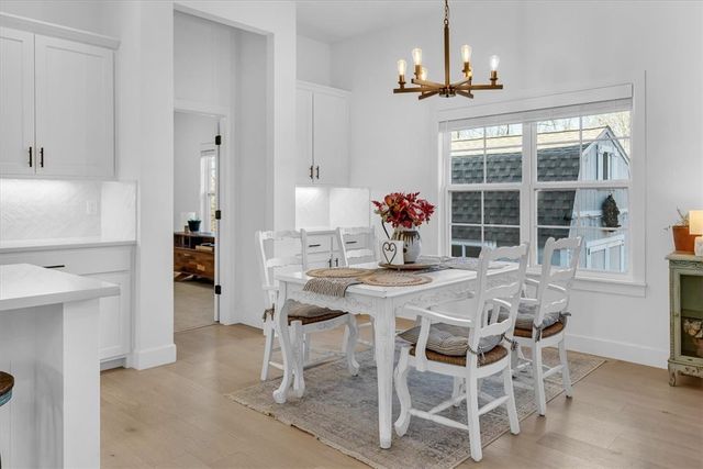 61 Kirkwall Drive, Bella Vista, AR 72715