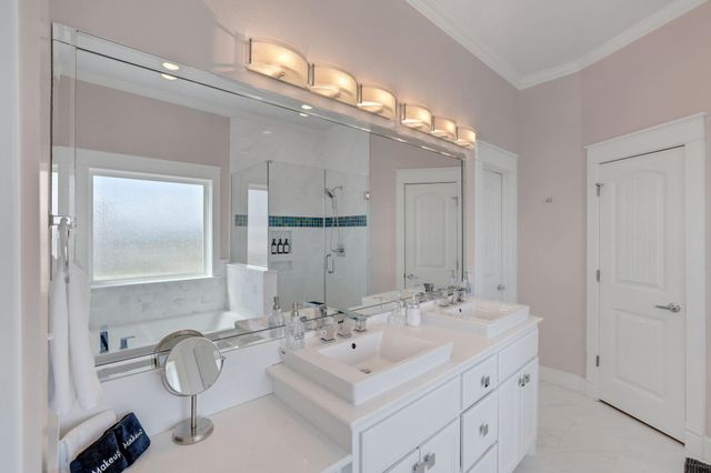 2396 Sand Drift Lane, Crystal Beach, TX 77650