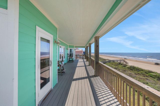 2396 Sand Drift Lane, Crystal Beach, TX 77650