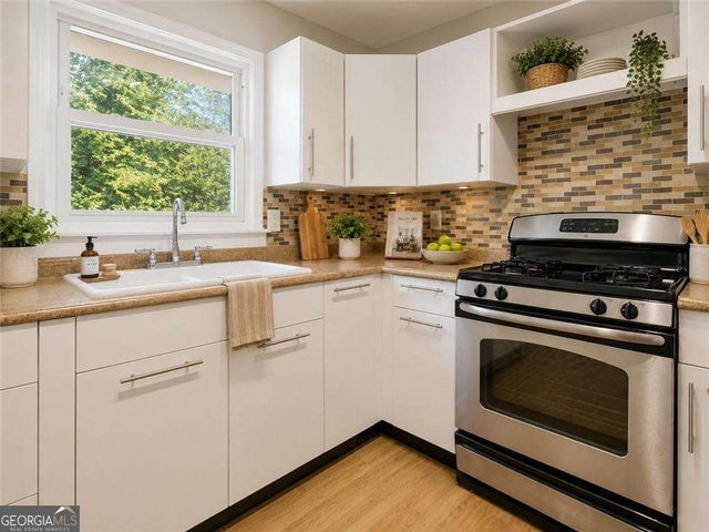 3207 Laura Lane, Lithia Springs, GA 30122