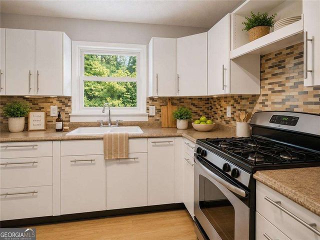 3207 Laura Lane, Lithia Springs, GA 30122