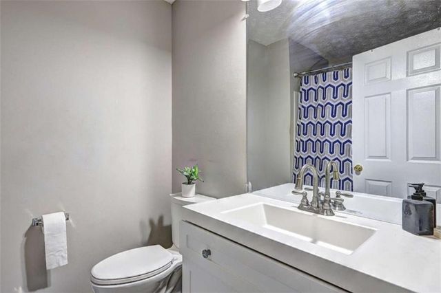 7706 Bernardo Drive, Riverdale, GA 30296