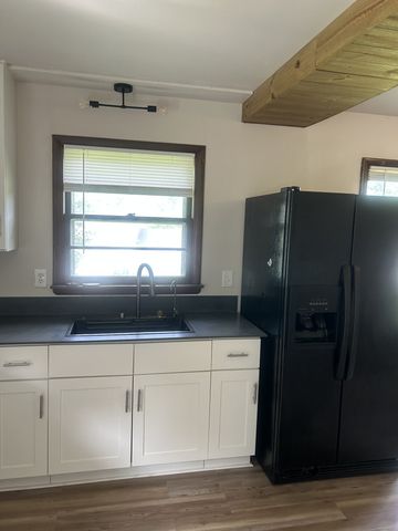 500 Prosser Rd, Lawrenceburg, TN 38464
