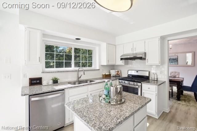 44747 Mansfield Drive, Novi, MI 48375