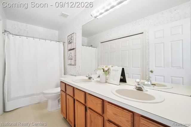 44747 Mansfield Drive, Novi, MI 48375