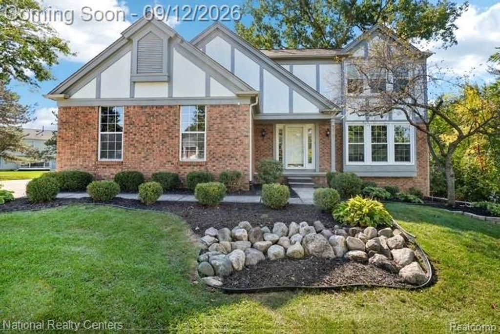 44747 Mansfield Drive, Novi, MI 48375