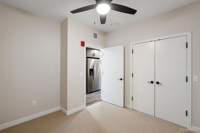 7631 E Lafayette 16, Detroit, MI 48214