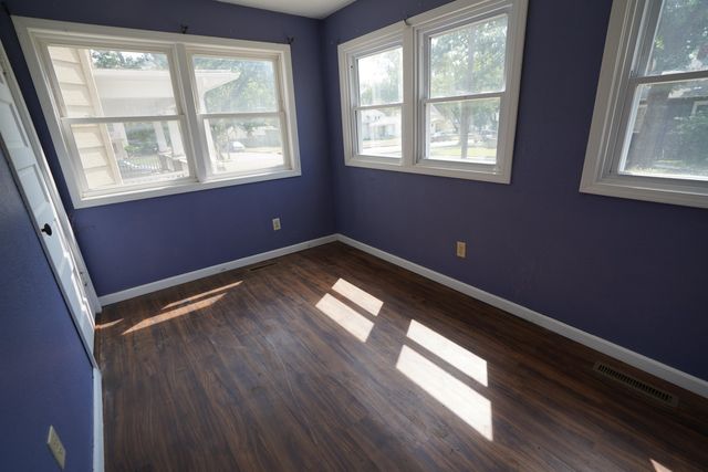 1502 E 11th Ave, Winfield, KS 67156