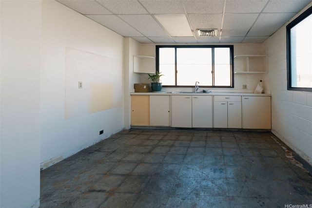 1709 Kalani Street, Honolulu, HI 96819
