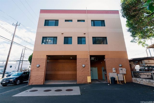 1709 Kalani Street, Honolulu, HI 96819