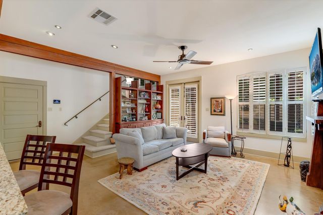 2405 Kinney RD 2405, Austin, TX 78704