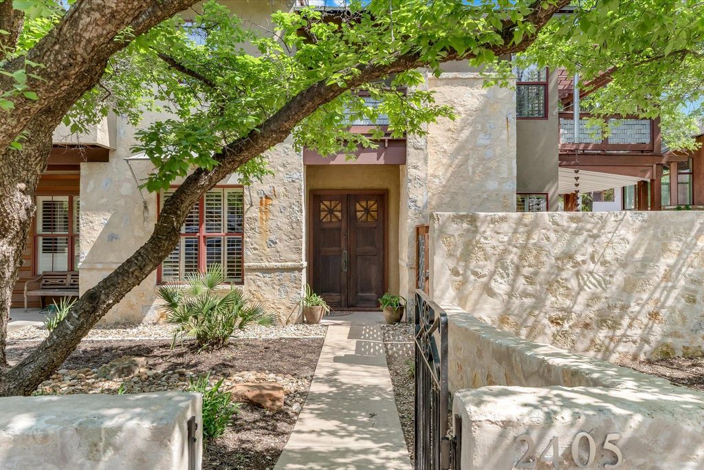 2405 Kinney RD 2405, Austin, TX 78704
