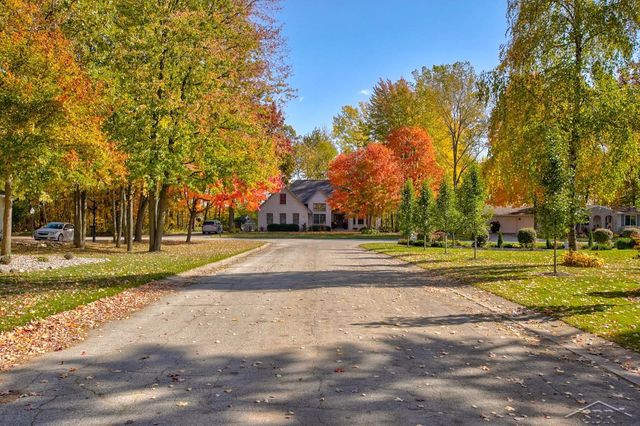 62 Bunny Trail, Saginaw, MI 48638