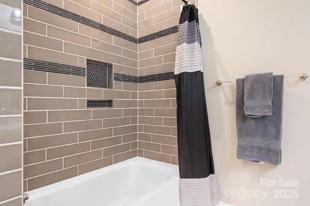 404 N Laurel Avenue 18, Charlotte, NC 28204