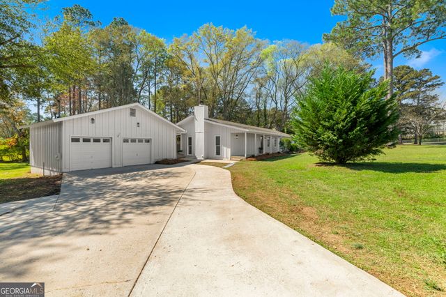 177 Lakeshore Circle, Milledgeville, GA 31061