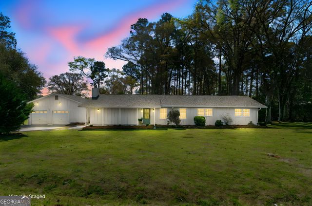 177 Lakeshore Circle, Milledgeville, GA 31061