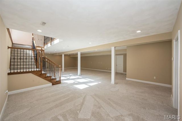 601 Oak Hill Drive, Belleville, IL 62223