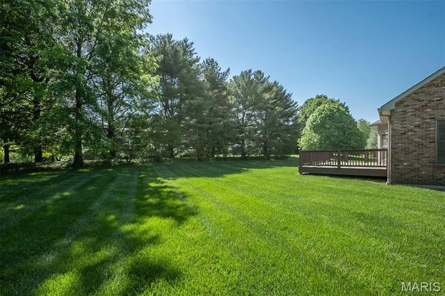601 Oak Hill Drive, Belleville, IL 62223