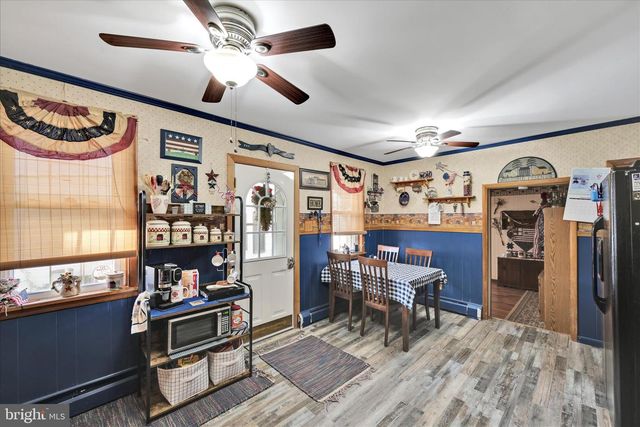 306 E MAIN ST, Schuylkill Haven, PA 17972