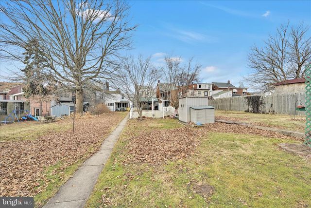 306 E MAIN ST, Schuylkill Haven, PA 17972