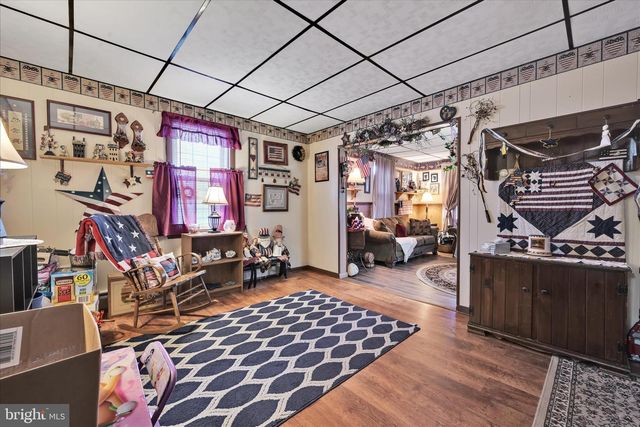 306 E MAIN ST, Schuylkill Haven, PA 17972