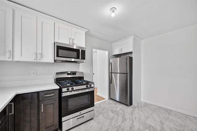 57 Goshen Avenue, Washingtonville, NY 10992