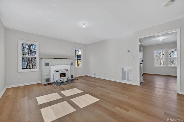 57 Goshen Avenue, Washingtonville, NY 10992