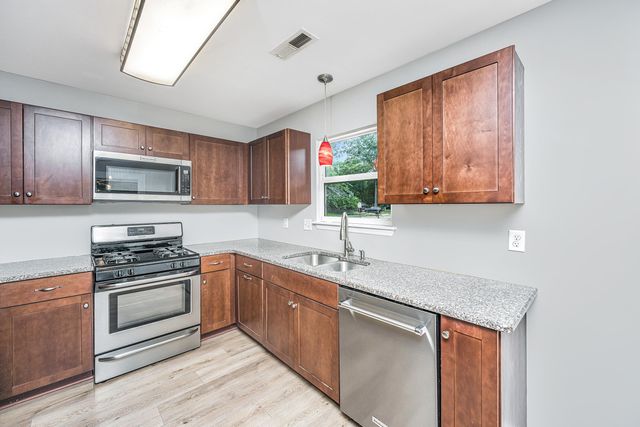 1777 Banbury Road, Charleston, SC 29414