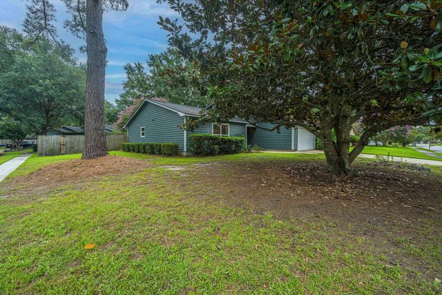 1777 Banbury Road, Charleston, SC 29414