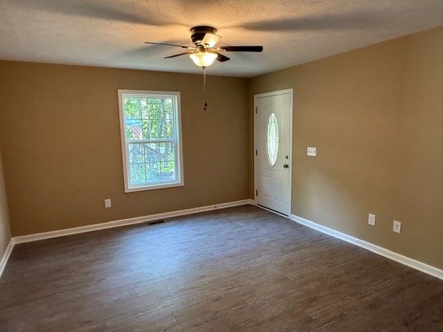 127 Freeman St, Tullahoma, TN 37388